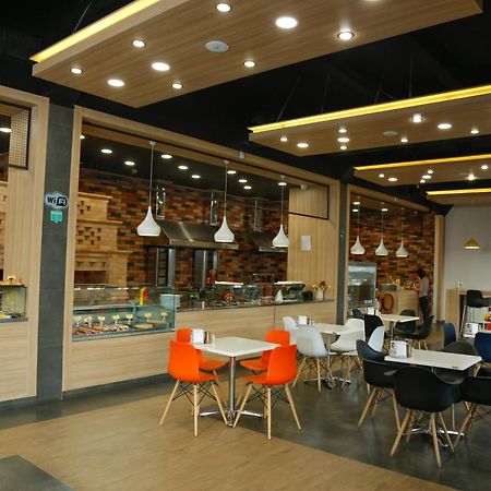 Hotel Lider Complex Vaykʼ Εξωτερικό φωτογραφία